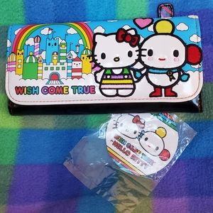 New Rare Hello Kitty Loungefly Sanrio Wallet